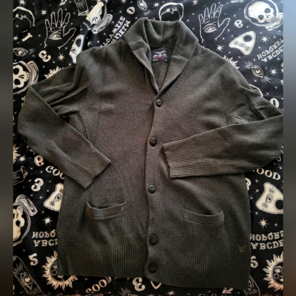 American Eagle Shawl Collar Cardigan~large Buttons~Unisex Size Large.